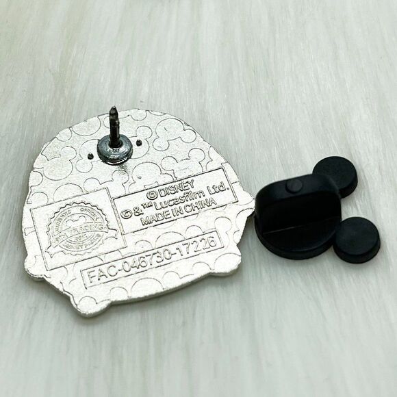 🔮 5/$25 Disney Star Wars Aayla Secura Tsum Tsum Pin - Picture 3 of 3